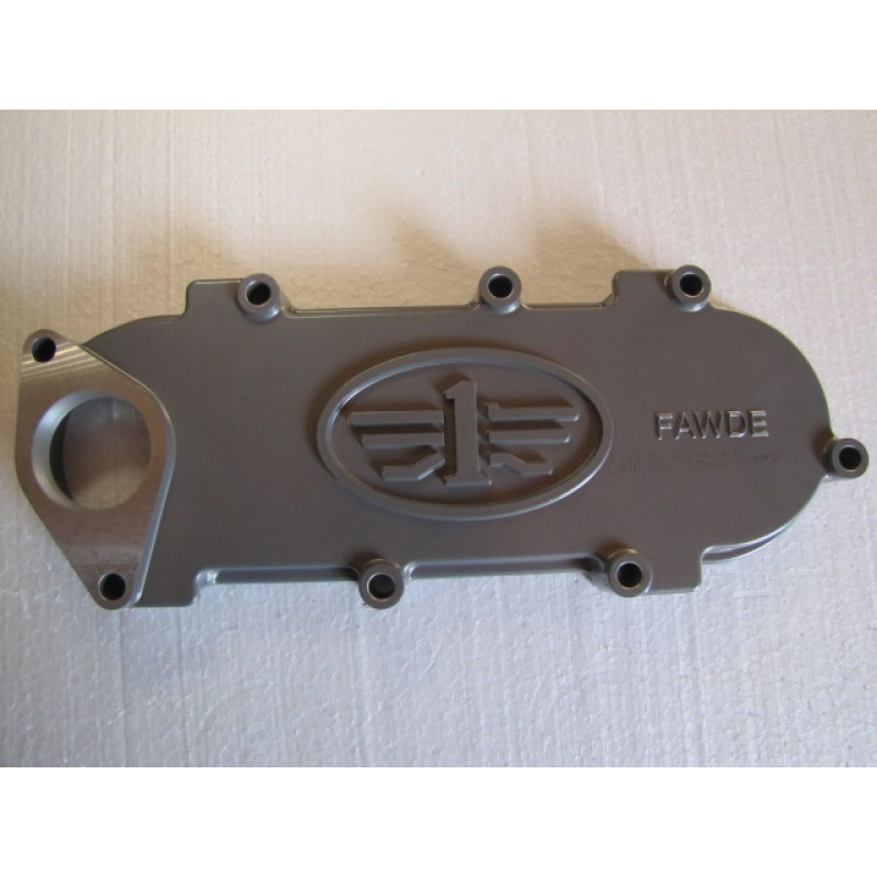 Крышка масляного охладителя FAW CA3250 J6-1013021-36D