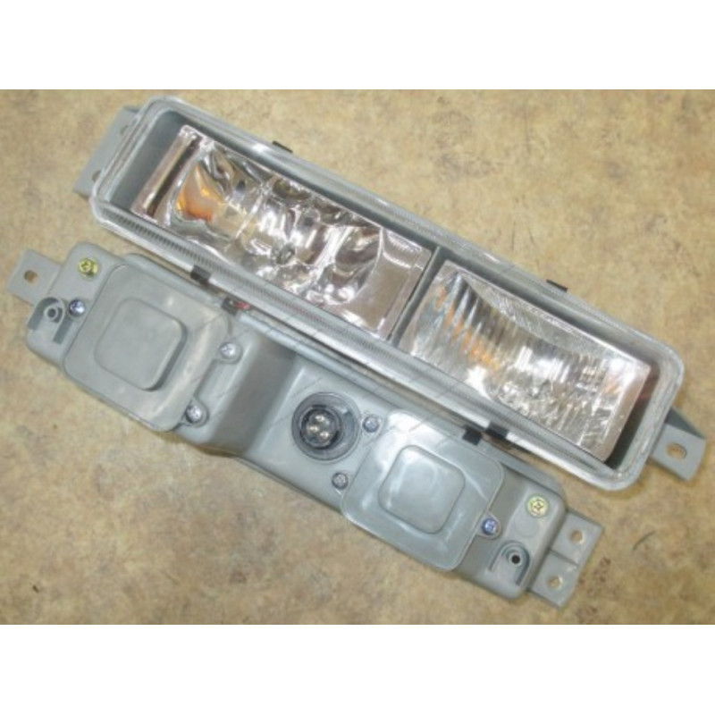 Левая противотуманная фара в сборе FAW CA3250 J6-