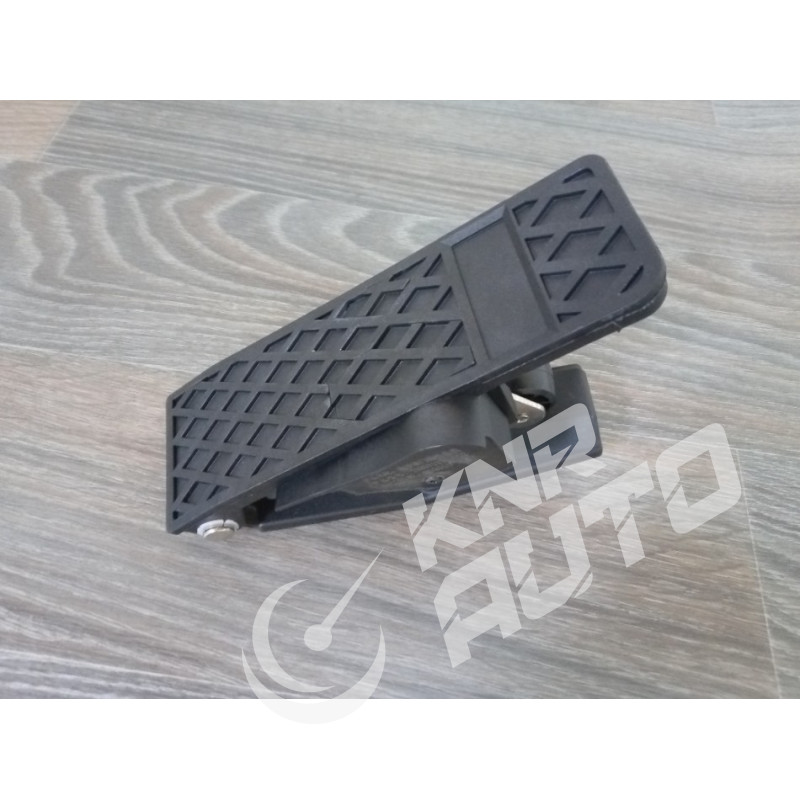 Электронная педаль газа FOTON 1525711702002-1525711702002