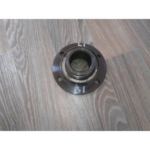 Фланец среднего редуктора FAW-3252 2402078XJ3 Фланец редуктора 31 шлиц, 4х180мм, H=90мм FAW