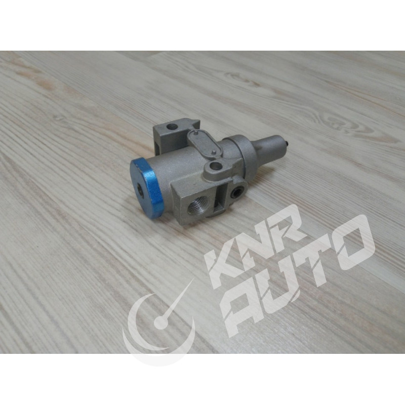 Клапан редукционный  FAW 3252 HOWO SHAANXI FOTON-А-4740