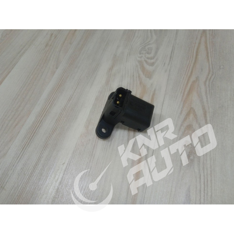 Датчик гидрозамка кабины WG1642440052 HOWO-WG1642440052/3