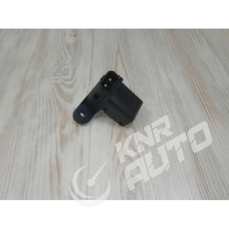 Датчик гидрозамка кабины WG1642440052 HOWO-WG1642440052/3