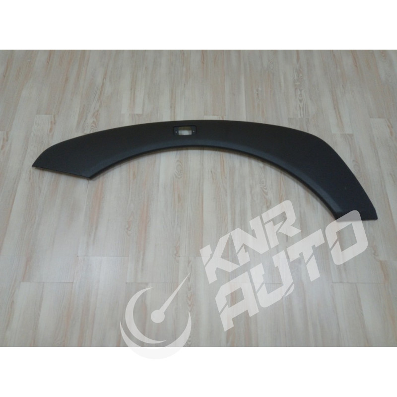 Подкрылок правый черный  WG1664230012 HOWO A7-WG1664230012