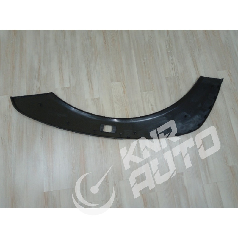 Подкрылок правый черный  WG1664230012 HOWO A7-WG1664230012