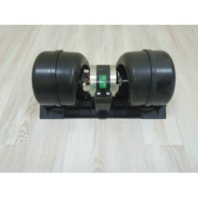 Мотор отопителя HOWO 24V AZ1630840014