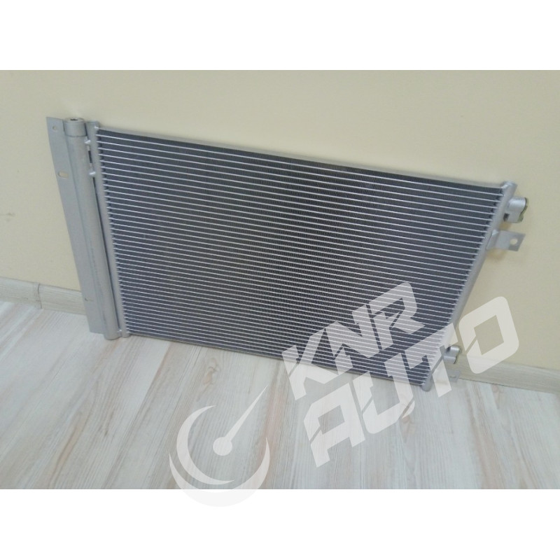 Радиатор кондиционера SINOTRUK HOWO A7 WG1664820116-WG1664820116