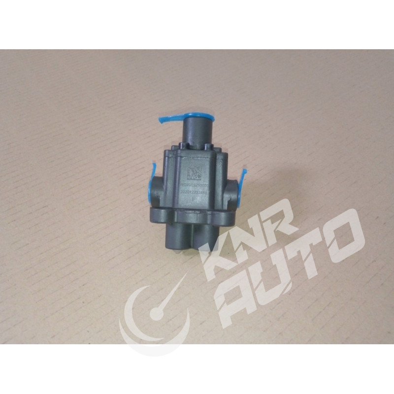 Клапан управления КПП  WG2203250003 HOWO A7-WG2203250003/4