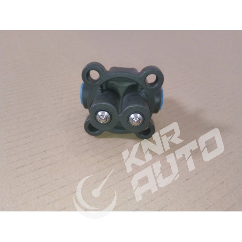 Клапан управления КПП  WG2203250003 HOWO A7-WG2203250003/4