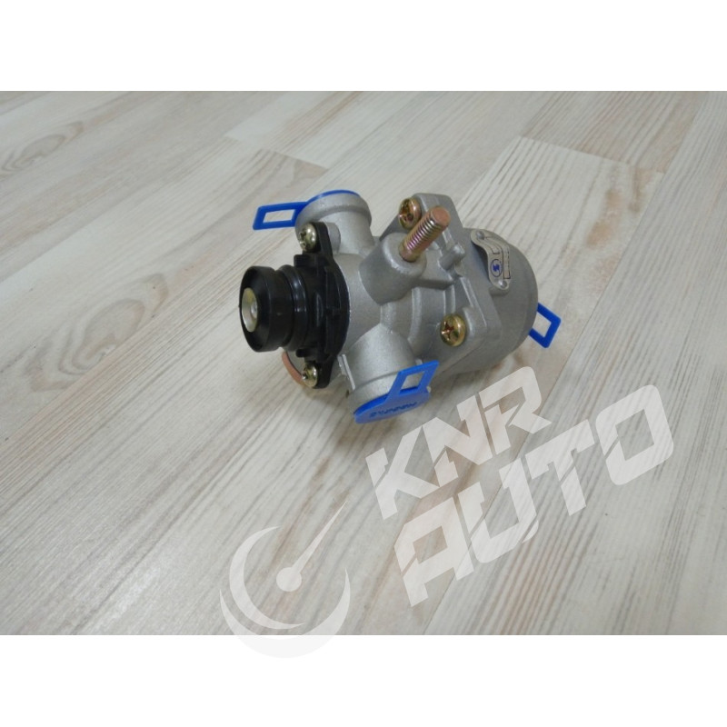 Клапан воздушный распределительный Sinotruk HOWO/SHAANXI-WG9000360518