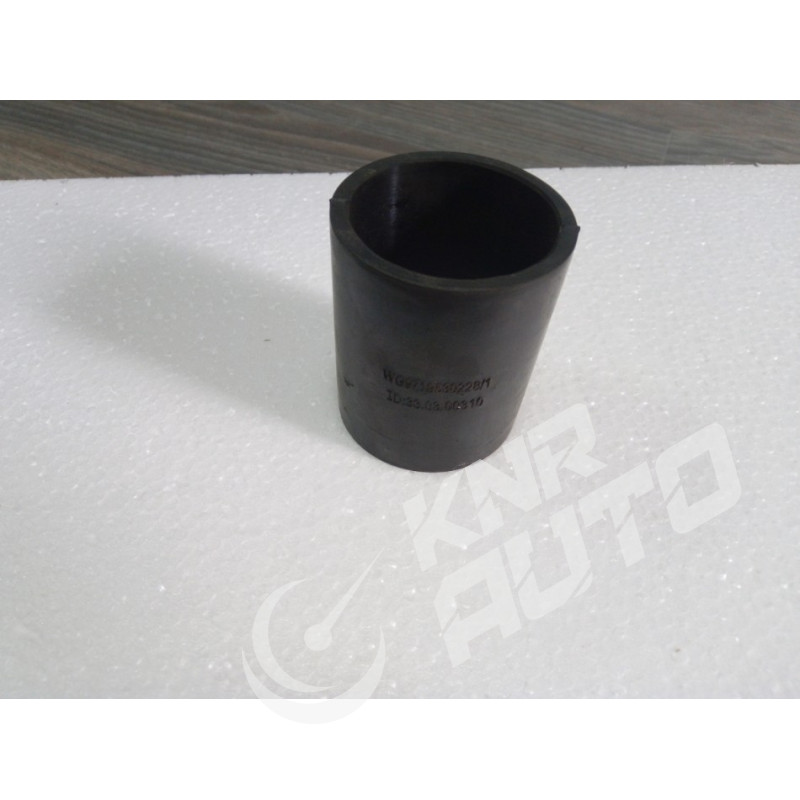 Патрубок радиатора нижний короткий HOWO E2 WD615-WG9719530228