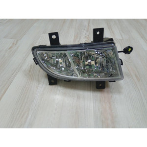 Противотуманная фара правая WG9719720026 HOWO 2010