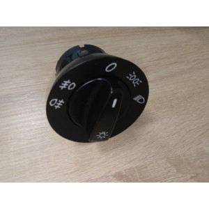 Переключатель света фар HOWO A7  WG9918580010