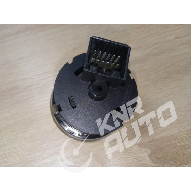 Переключатель света фар HOWO A7  WG9918580010-WG9918580010