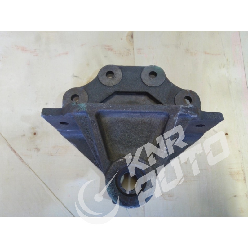 Кронштейн крепления рессоры передний FAW 3252 (ФАВ 3252)-2902441-242