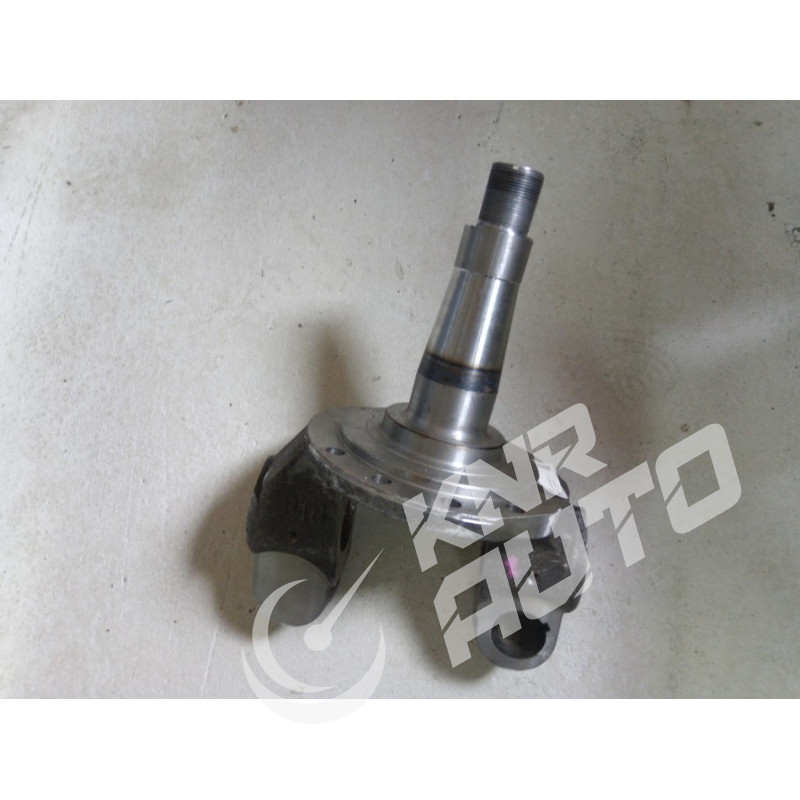 Цапфа (кулак поворотный правый) FAW 3252-3001020B1H