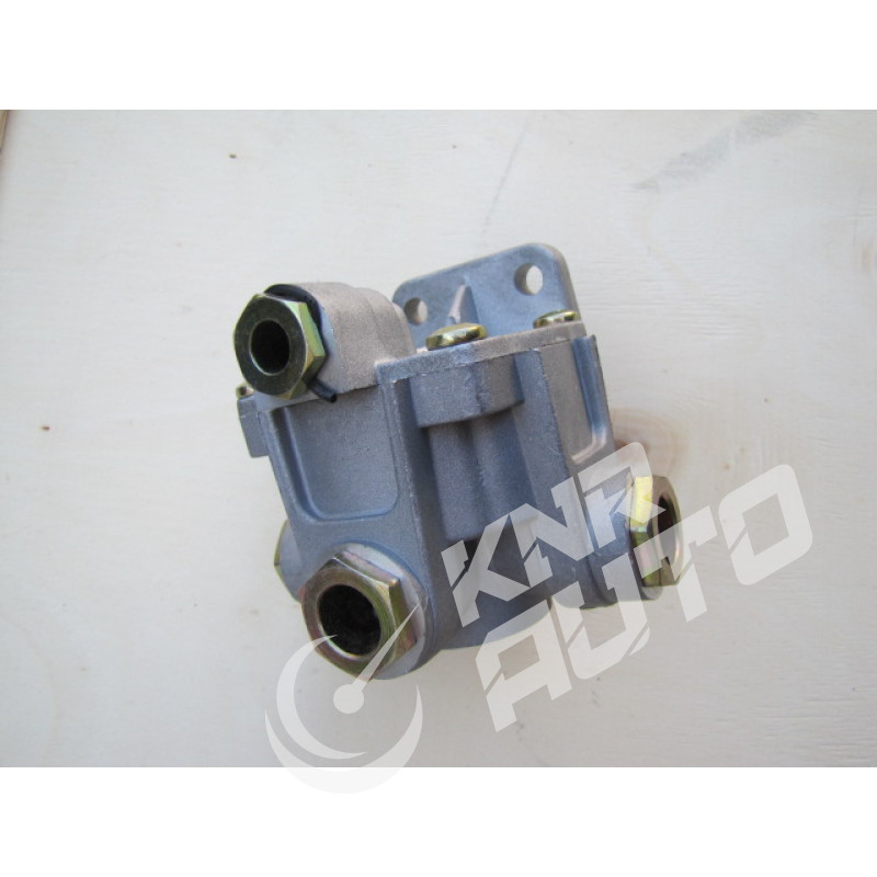 Клапан воздушный распределительный FAW 3252-3516015-367