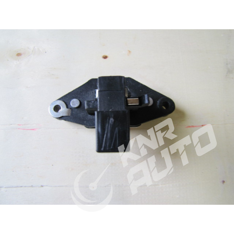 Реле регулятор генератора FAW 3252 (ФАВ 3252)-3701010-600-01