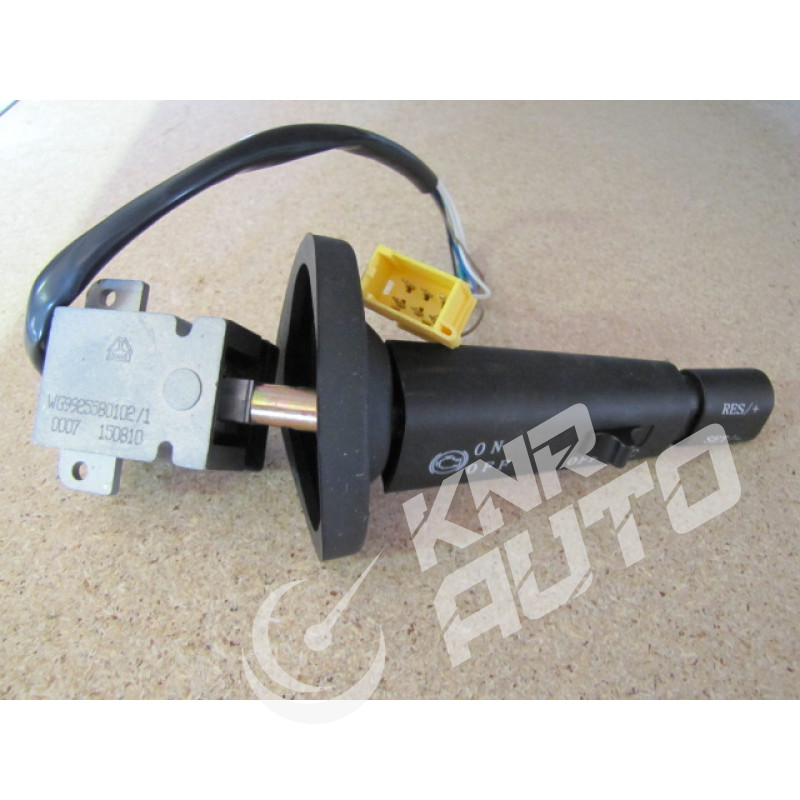 Переключатель подрулевой правый HOWO A7-WG9925580102